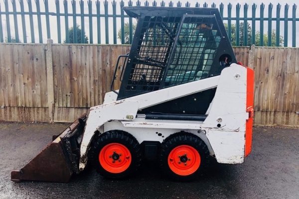 Ogłoszenie - Miniładowarka Bobcat S70 Skidsteer - 2015. Zdjęcie 1