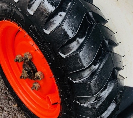Ogłoszenie - Miniładowarka Bobcat S70 Skidsteer - 2015. Zdjęcie 6
