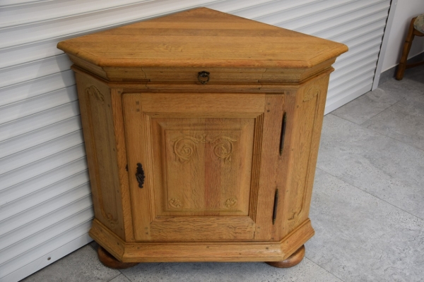 Ogłoszenie - komoda narożna z drewna dębowego - jak nowa. Zdjęcie 1