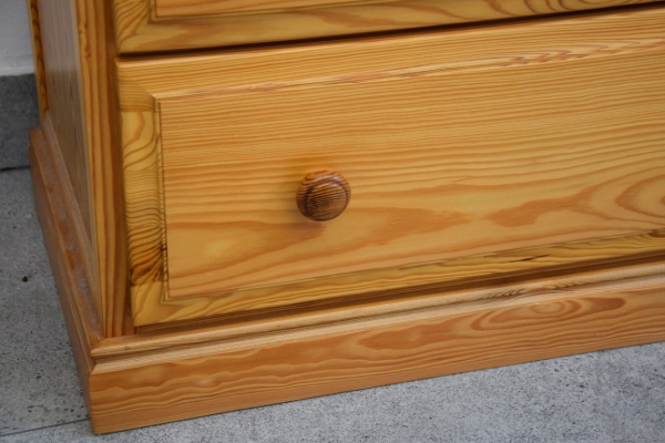 Ogłoszenie - komoda z drewna sosnowego - jak nowa. Zdjęcie 6