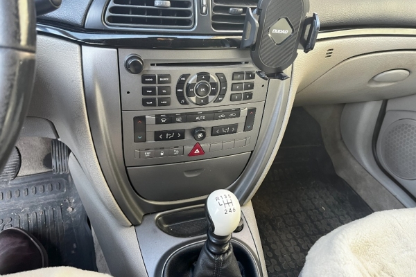 Ogłoszenie - Syndyk sprzeda samochód Citroen C5 z 2006 roku. Zdjęcie 4