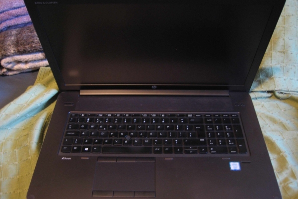 Ogłoszenie - LAptopy notebooki Nowe  , lezaki magazynowe i posisingowe z roczna gwarancja i systemem windows 11. Zdjęcie 2