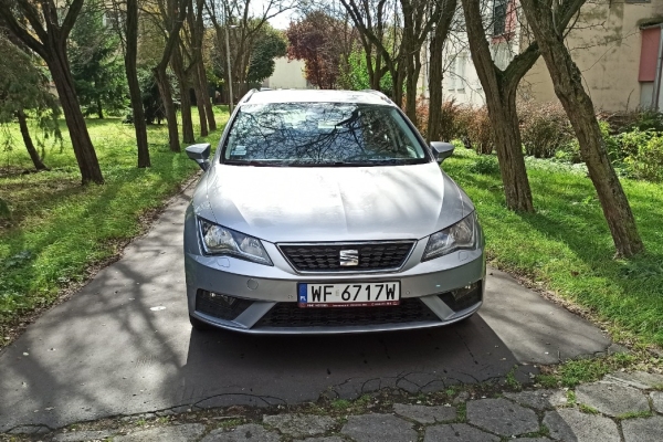 Ogłoszenie - Seat Leon Kombi 1.2,  130 KM, 2019. Zdjęcie 2