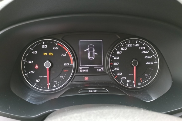 Ogłoszenie - Seat Leon Kombi 1.2,  130 KM, 2019. Zdjęcie 8