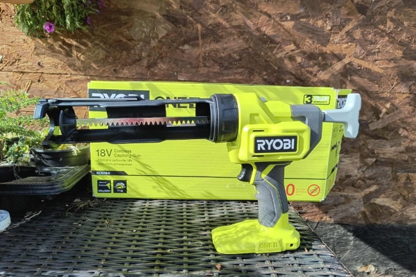 Ogłoszenie - Akumulatorowy pistolet do silikonu RYOBI ONE+, 18V, BEZ BATERII. Zdjęcie 4