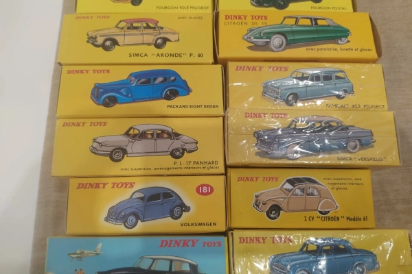 Ogłoszenie - 18 nowych modeli DINKY TOYS reedycja Atlas. Niektóre bardzo rzadkie.. Zdjęcie 4