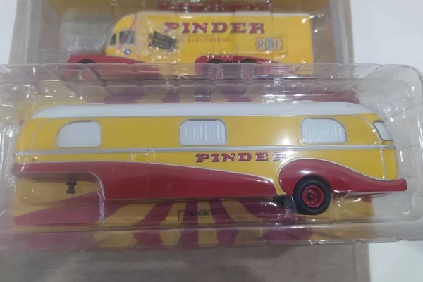 Ogłoszenie - 3 fantastyczne nowe modele Cyrk Pinder w skali 1:43. Rok 2013, 2014.. Zdjęcie 6