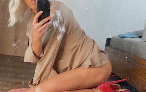 Ogłoszenie - Trans dziewczyna poznam księdza / osobę duchowną. Zdjęcie 1