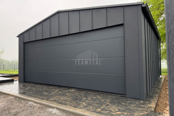 Ogłoszenie - Garaż blaszany Premium 6x5,8 - Brama segmentowa - drzwi - 2x okno - rynny - antracyt - Blacha na Rąbek - dach TS1095. Zdjęcie 6