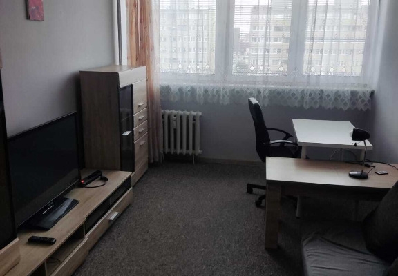 Ogłoszenie - 2pok, 39met, Okolice Salezjańskiej PIWNICA/WINDA (Wrocław). Zdjęcie 1