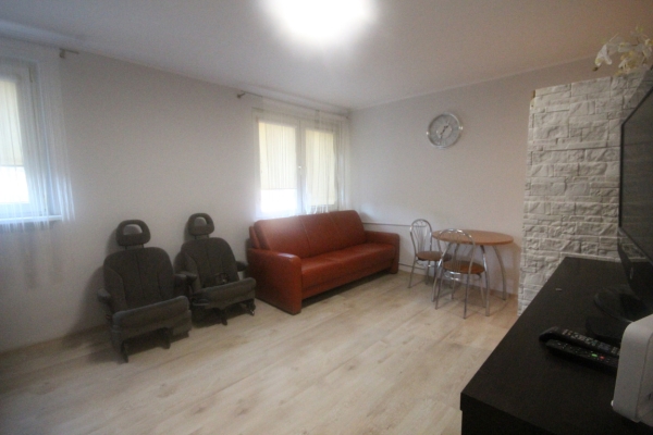 Ogłoszenie - 1pok, 25met, okolice Placu Jana Pawła II PIWNICA/WINDA (Wrocław). Zdjęcie 1