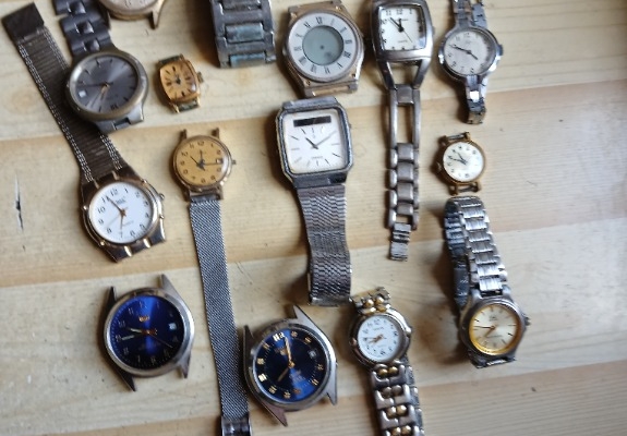 Ogłoszenie - Stare zegarki,spora ilość.. Zdjęcie 1
