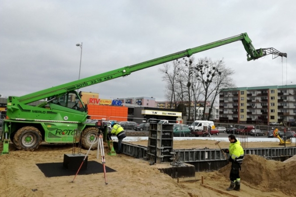 Ogłoszenie - Ładowarka teleskopowa MERLO wynajem, serwis, sprzedaż ładowarki teleskopowe. Zdjęcie 2
