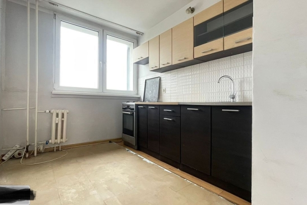 Ogłoszenie - 2pok, 42met, okolice Białowieskiej BALKON/PIWNICA/WINDA (Wrocław). Zdjęcie 2