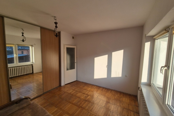 Ogłoszenie - Sprzedam dom w centrum Ślesina. Zdjęcie 7