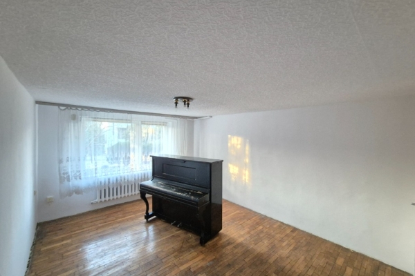 Ogłoszenie - Sprzedam dom w centrum Ślesina. Zdjęcie 10