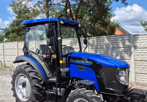 Ogłoszenie - WYPRZEDAŻ ROCZNIKA 2025 LOVOL M504 PREMIUM – Nowy ciągnik rolniczy 55KM /Gwarancja /Transport. Zdjęcie 2