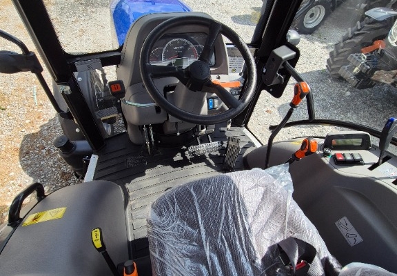 Ogłoszenie - WYPRZEDAŻ ROCZNIKA 2025 LOVOL M504 PREMIUM – Nowy ciągnik rolniczy 55KM /Gwarancja /Transport. Zdjęcie 4