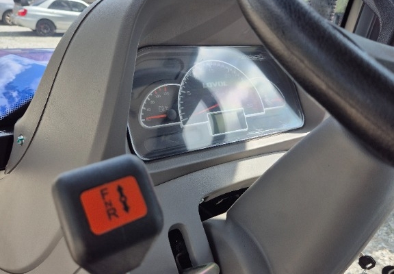 Ogłoszenie - WYPRZEDAŻ ROCZNIKA 2025 LOVOL M504 PREMIUM – Nowy ciągnik rolniczy 55KM /Gwarancja /Transport. Zdjęcie 9