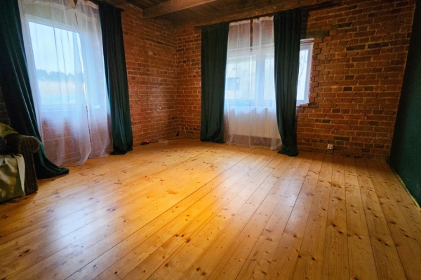 Ogłoszenie - 2pok, 182met, Dom wolnostojący PIWNICA/OGRÓD (Radzieszyn). Zdjęcie 5