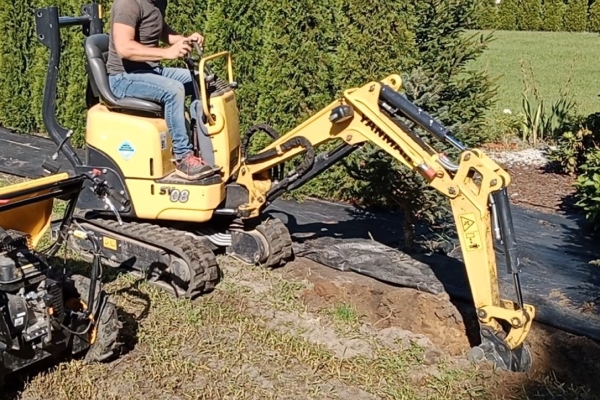 Ogłoszenie - koparka. Zdjęcie 1