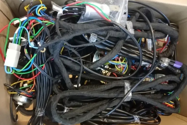 Ogłoszenie - Instalacje elektryczne do ciągników maszyn rolniczych. Zdjęcie 7