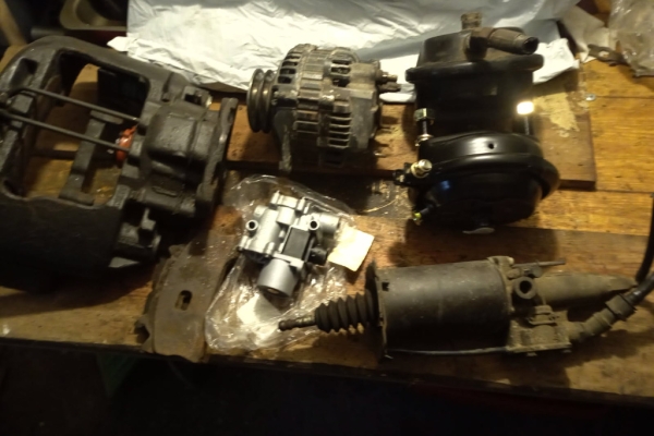 Ogłoszenie - Renaul Midlum - części. Zdjęcie 9