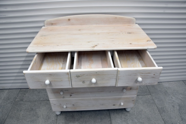 Ogłoszenie - komoda z szufladami z drewna sosnowego - jak nowa. Zdjęcie 3