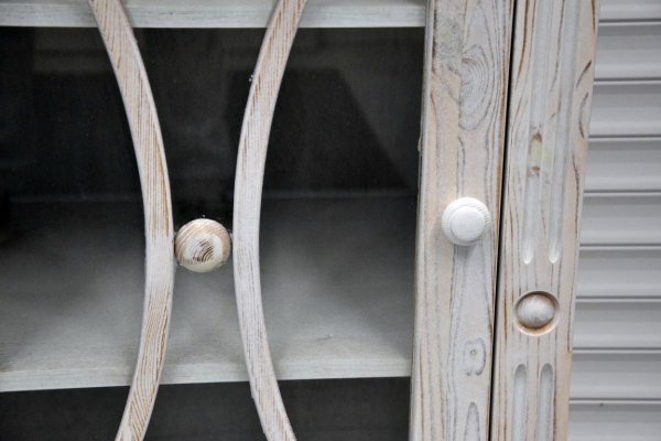 Ogłoszenie - witryna z drewna sosnowego - jak nowa. Zdjęcie 5