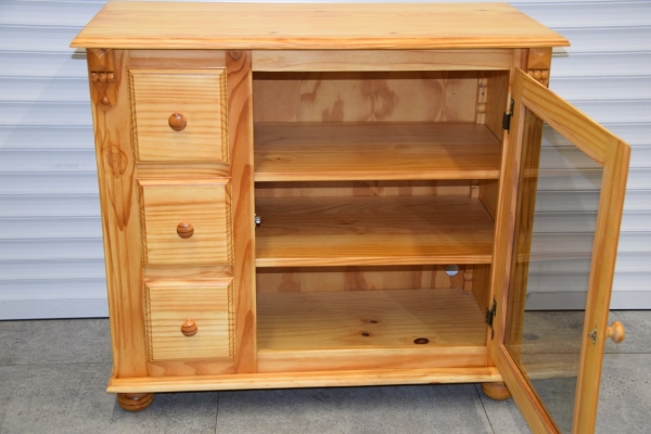 Ogłoszenie - komoda z drewna sosnowego - jak nowa. Zdjęcie 5