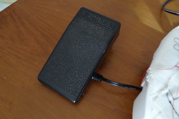 Ogłoszenie - Maszyna  do szycia  Janome  603  używana  prawie  jak  nowa .. Zdjęcie 5