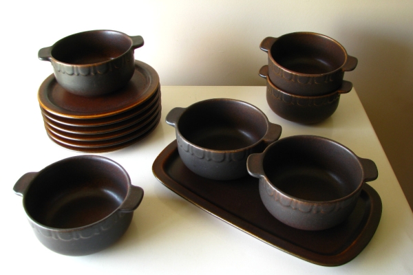 Ogłoszenie - Kamionkowe miseczki z uszkami talerzyki i patera – tacka, na 6 osób. Zdjęcie 1