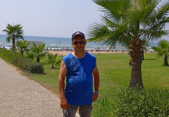 Ogłoszenie - Poszukiwana miła i sympatyczna dziewczyna ;). Zdjęcie 1