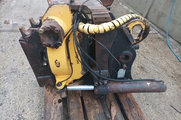 Ogłoszenie - Złącze obrotowe do koparki 14-18 ton. Zdjęcie 1