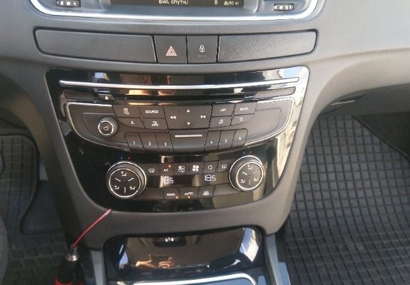 Ogłoszenie - Peugeot 508 2.0 RXH Hybrid. Zdjęcie 8