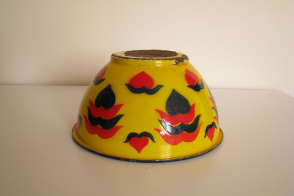 Ogłoszenie - Piękna, stara, metalowa, emaliowana na żółto miska we wzory. Zdjęcie 5