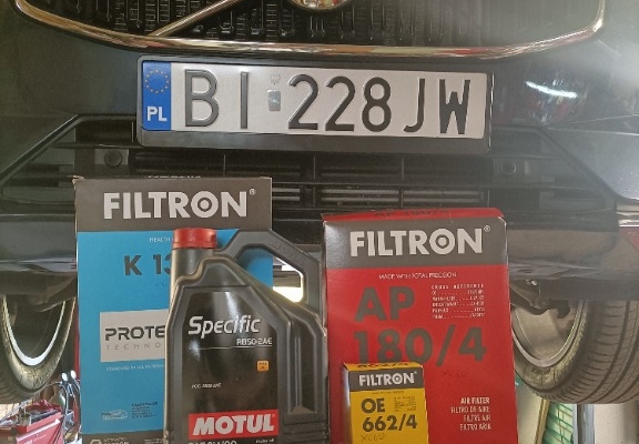 Ogłoszenie - Sprzedam Volvo XC60 T5 AWD. Zdjęcie 8