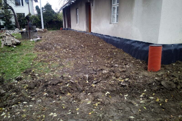 Ogłoszenie - Osuszanie piwnic, iniekcja krystaliczna, podcinanie ścian na Śląsku i w Małopolsce. Zdjęcie 4