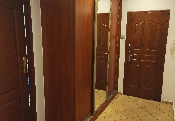 Ogłoszenie - CENTRUM, mieszkanie 2-pokojowe, bezpośrednio, rozkład, media miejskie, balkon. Zdjęcie 1