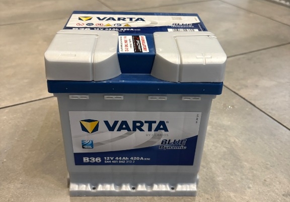 Ogłoszenie - Akumulator VARTA Blue Dynamic B36 44Ah 420A EN kostka. Zdjęcie 3