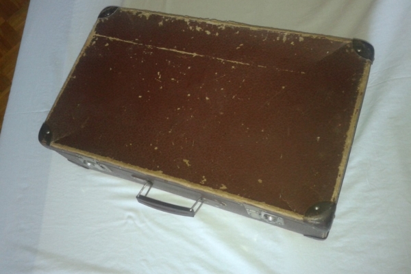 Ogłoszenie - WALIZKA TEKTUROWA STARA. Zdjęcie 1