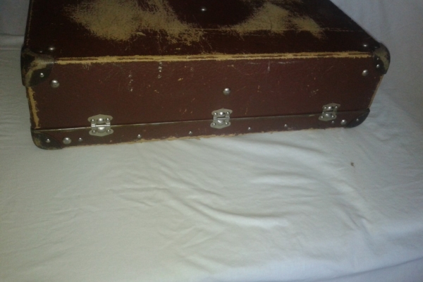 Ogłoszenie - WALIZKA TEKTUROWA STARA. Zdjęcie 2