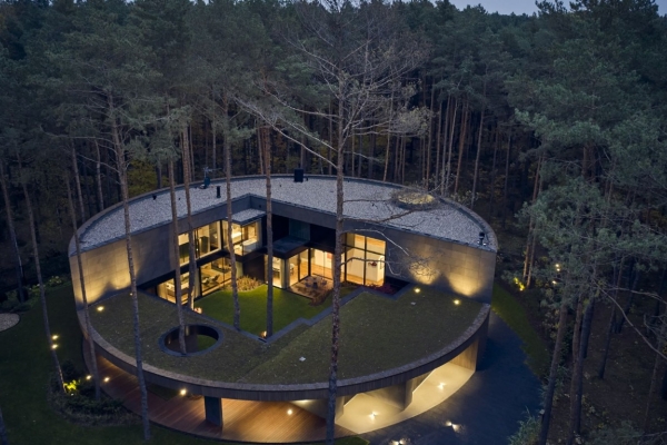 Ogłoszenie - Dom wk1 w lesie nad jeziorem. Zdjęcie 1