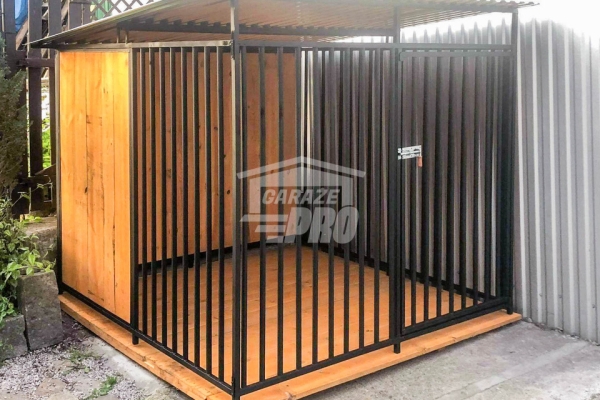 Ogłoszenie - Kojec dla psów 2x2m - Drewniana podłoga - ściany zabudowane drewnem  GP393. Zdjęcie 3