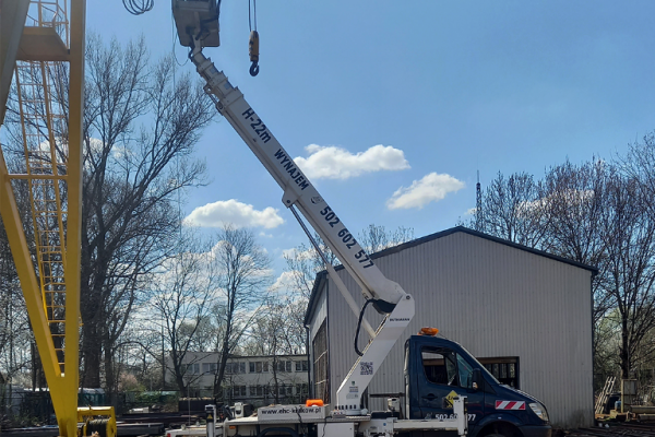 Ogłoszenie - Wynajem podnośników koszowych do 70 m i dźwigów do 50 ton. Zdjęcie 6