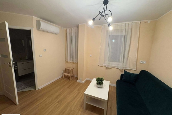 Ogłoszenie - 1pok, 25met, Plac Grunwaldzki KOMÓRKA/OGRÓD/PARKING (Wrocław). Zdjęcie 1