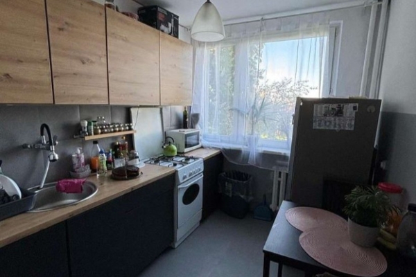 Ogłoszenie - 2pok, 41met, okolice Bardzkiej BALKON/PIWNICA/WINDA (Wrocław). Zdjęcie 1