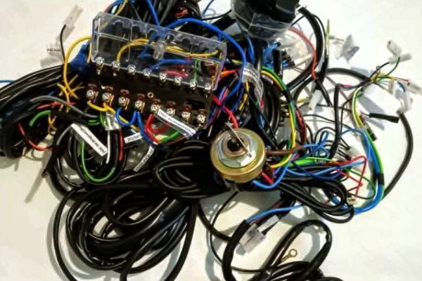 Ogłoszenie - Instalacja elektryczna Zetor 5211do serii 7745 Okazja !!. Zdjęcie 1