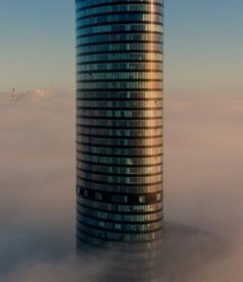 Ogłoszenie - 2pok, 70met, okolice Wielkiej APARTAMENT W SKY TOWER (Wrocław). Zdjęcie 2