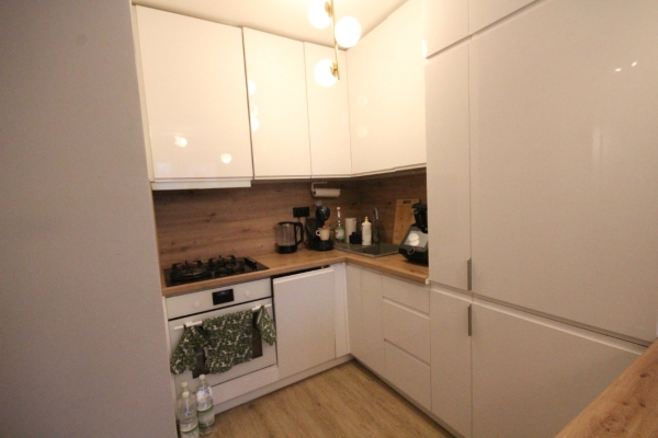 Ogłoszenie - 2pok, 36met, okolice Placu Grunwaldzkiego WINDA/BALKON (Wrocław). Zdjęcie 2